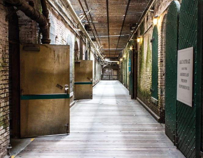 감옥에서 나오는 꿈