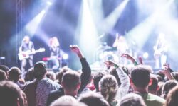 가수가 노래 하는 꿈