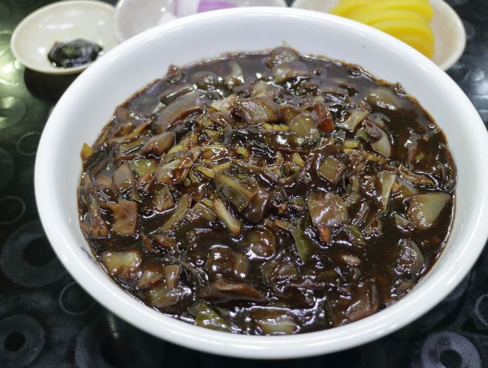 짜장면 먹는 꿈