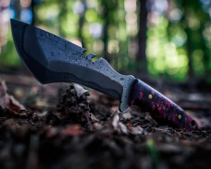 긴 칼 꿈의 상징적인 해석과 상황 별 해몽