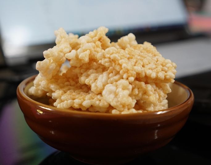 누룽지 꿈의 상징적인 해석과 상황 별 해몽