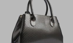 명품 가방 사는, 받는, 선물 꿈의 상징적인 해석