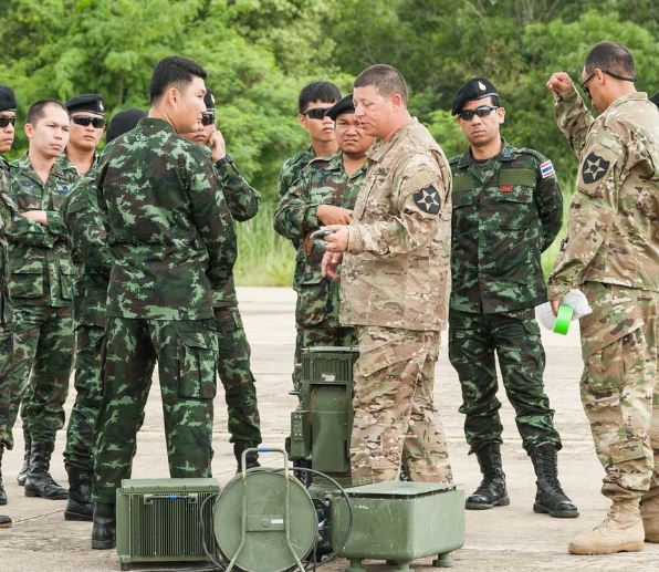  아들, 딸이 군대 가는 꿈의 상징적인 해석
