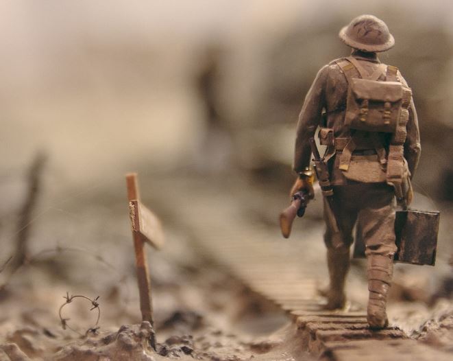 군대 재입대 하는 꿈의 상징적인 해석