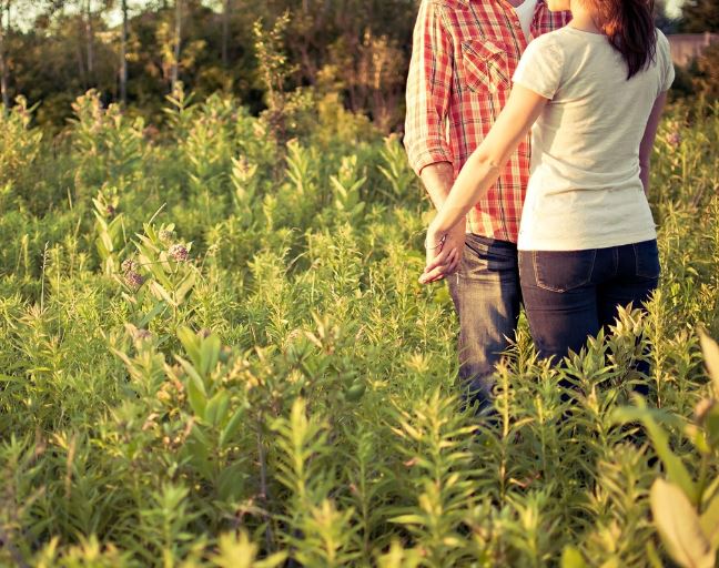 약혼 하는 꿈 해몽의 의미