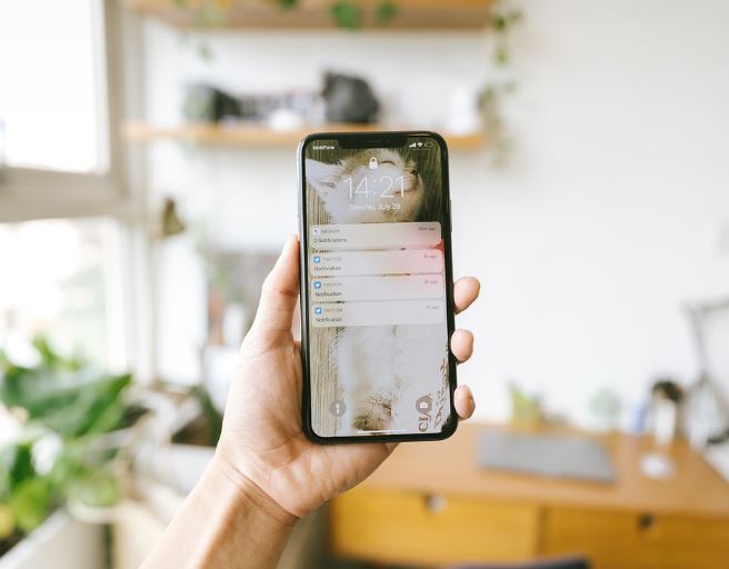 핸드폰 불 나는 꿈 해몽의 의미