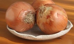 양파 받는 꿈의 의미