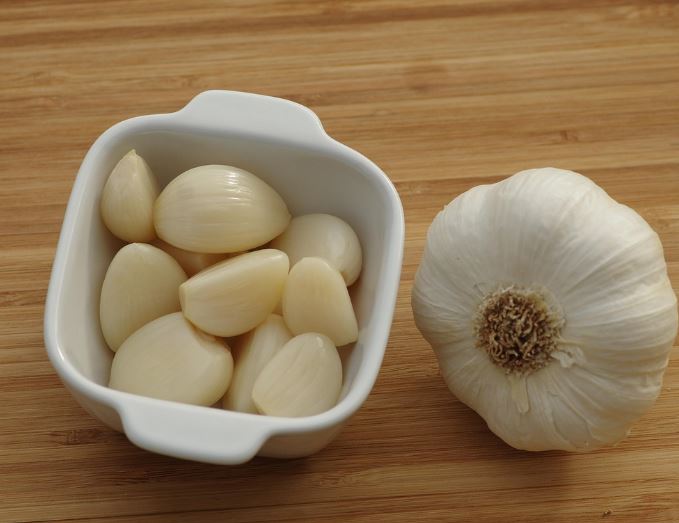 마늘 먹는 꿈의 의미