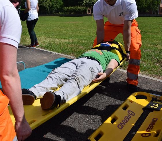 머리에서 피가 나는 꿈의 의미