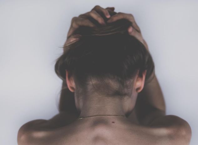 뒤통수 맞는 꿈의 의미