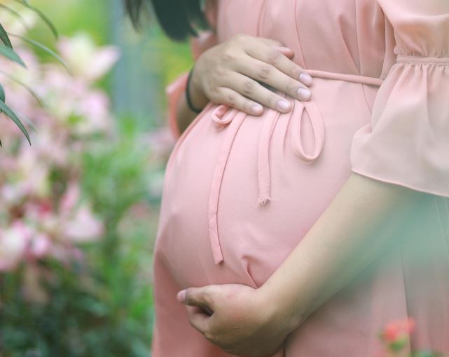 딸이 임신하는 꿈의 의미