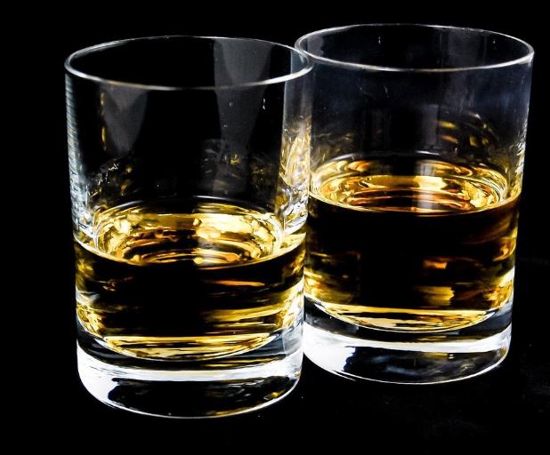 양주 마시는 꿈의 의미