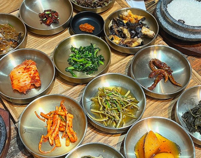 밥상을 받는 꿈의 의미