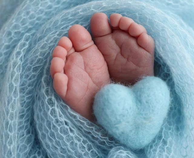 죽은 아기가 살아나는 꿈의 의미