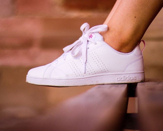 신발 찾으러 다니는 꿈의 의미