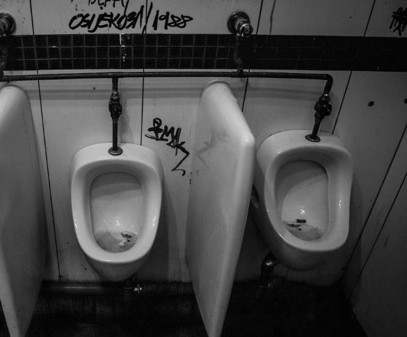 혈뇨 보는 꿈의 의미