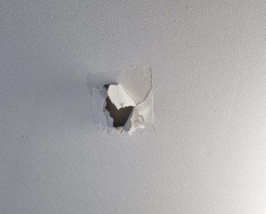 집 천장이 뚫리는 꿈의 의미