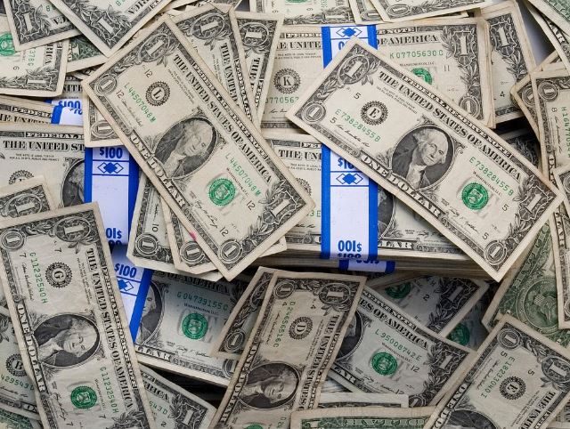 월급봉투 받는 꿈의 의미