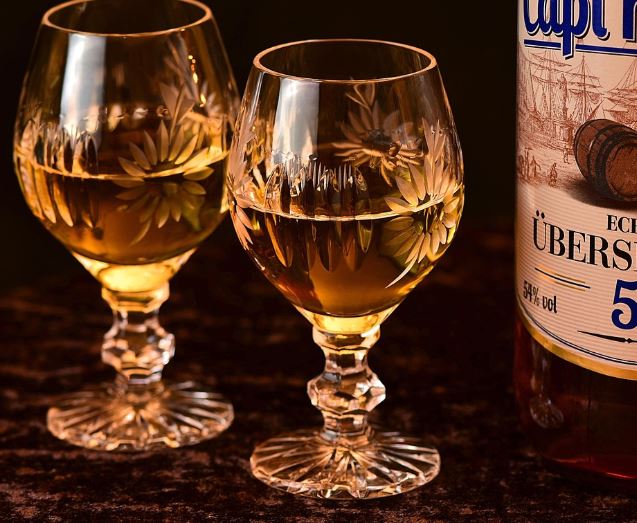 친구들과 술 마시는 꿈의 의미