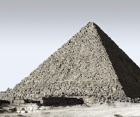 피라미드 꿈의 의미