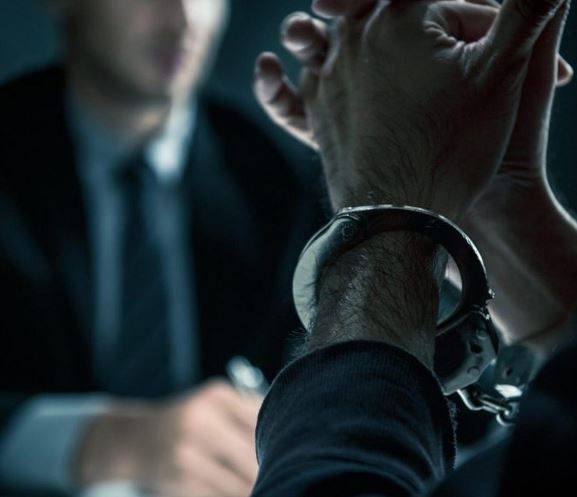 범인을 잡는 꿈의 의미