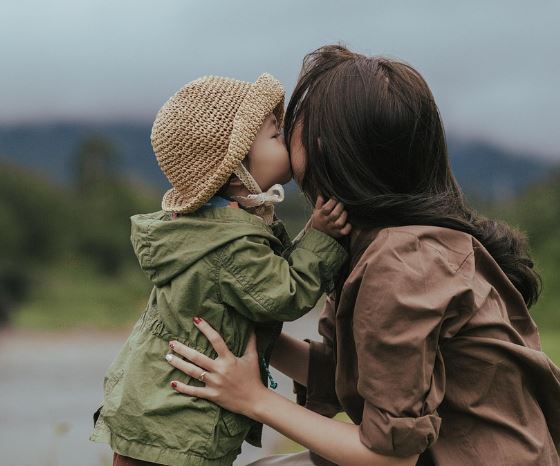 죽은 엄마가 보이는 꿈의 의미