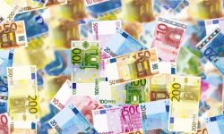 돌아가신 어머니가 돈 주는 꿈의 의미