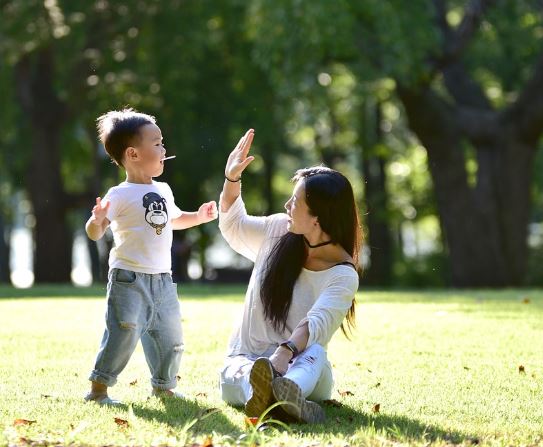 돌아가신 엄마가 돈 주는 꿈의 의미