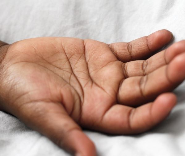 손 베이는 꿈의 의미