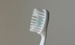 칫솔 버리는 꿈의 의미