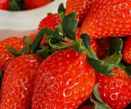 딸기 사는 꿈의 의미