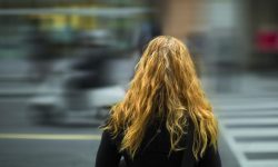 죽은 친구가 살아나는 꿈의 의미
